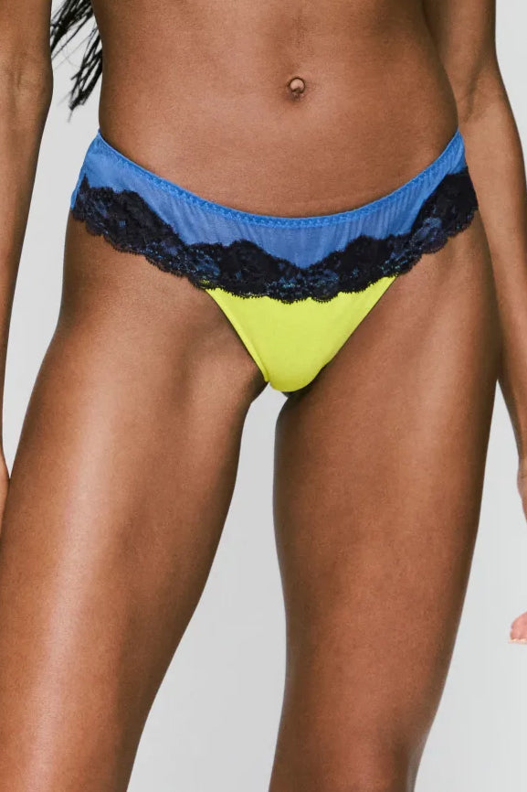 Sarda Bremer Thong